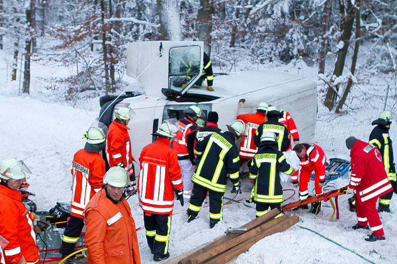 Einsatz der Feuerwehr Eilvese: Verkehrsunfall, 21.12.2010, Bild 1