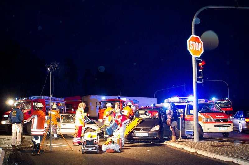 Einsatz der Feuerwehr Eilvese: Verkehrsunfall, 29.12.2011, Bild 2