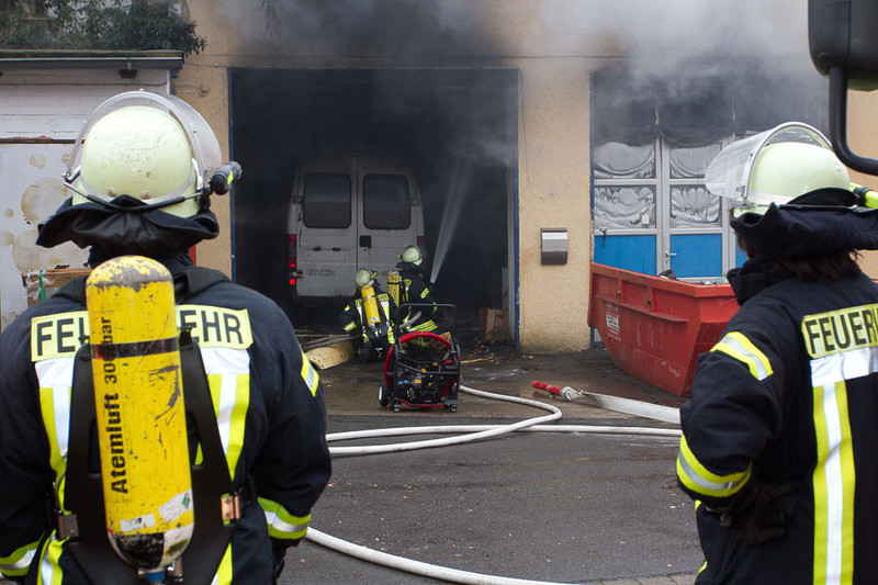 Einsatz der Feuerwehr Eilvese: Brandbekämpfung, 12.03.2012, Bild 4