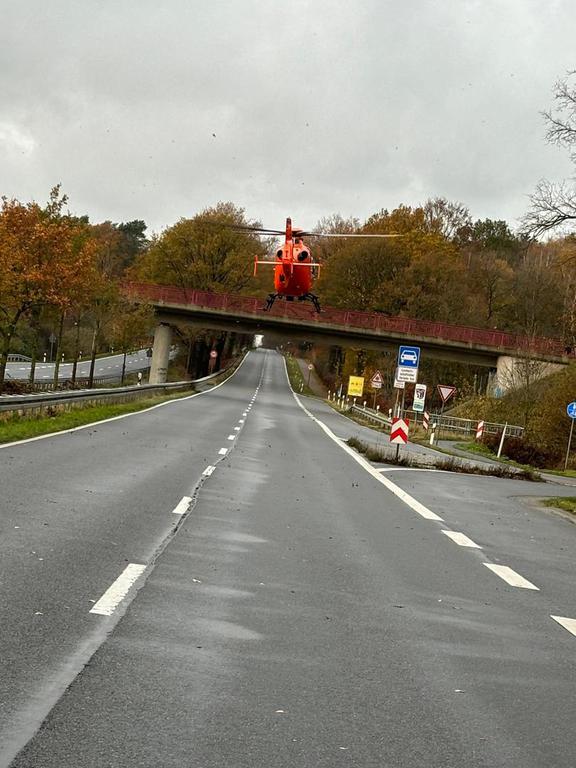 Einsatz der Feuerwehr Eilvese: Verkehrsunfall, 20.11.2023, Bild 5