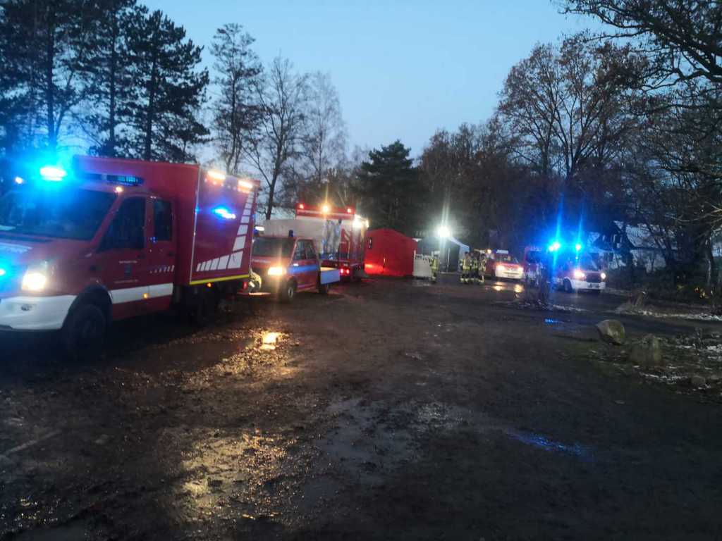 Einsatz der Feuerwehr Eilvese: Alarmstufenerhöhung Gebäudebrand, 28.11.2023, Bild 6