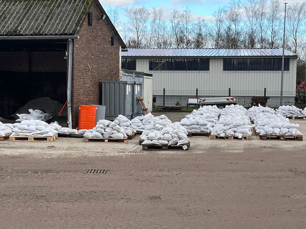 Einsatz der Feuerwehr Eilvese: Hochwasser, 26.12.2023, Bild 2
