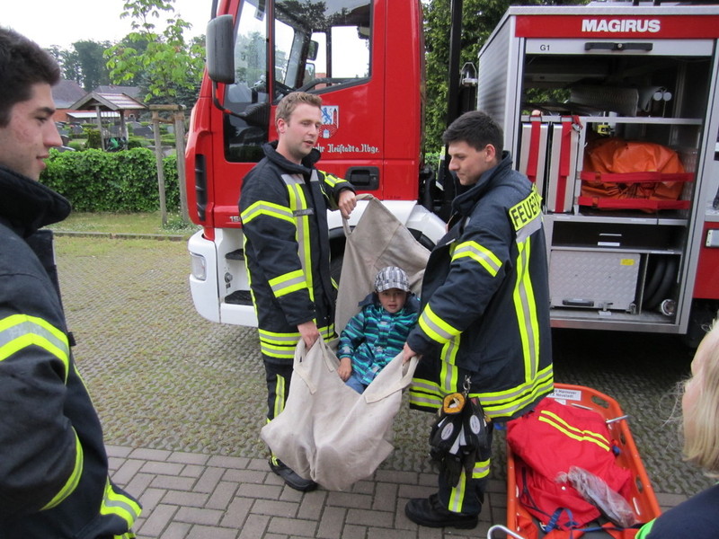 Besuch der Drehleiter, 13.06.2013, Bild 3