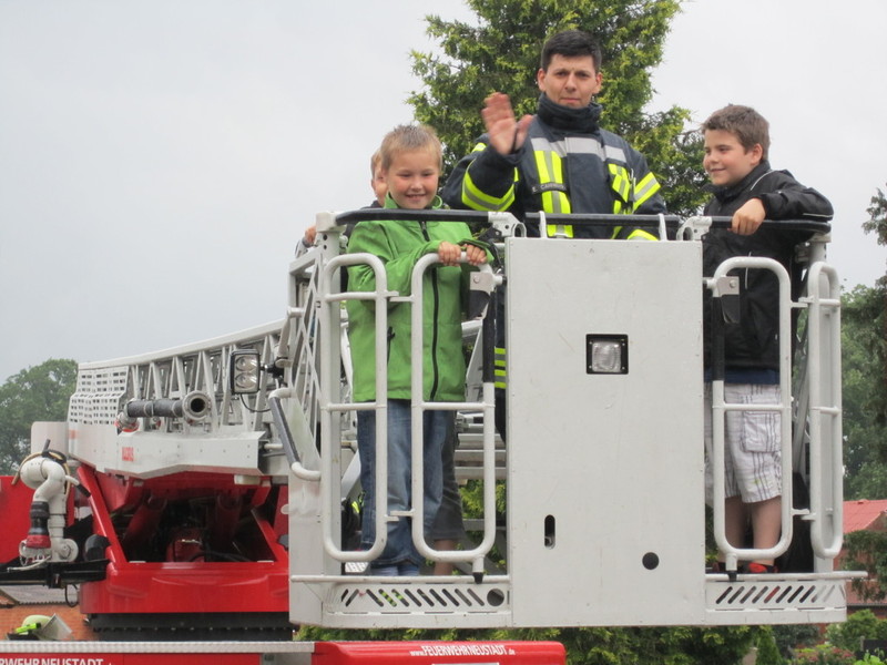 Besuch der Drehleiter, 13.06.2013, Bild 6