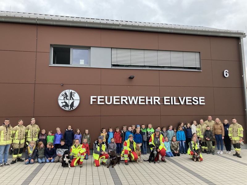 Besuch Rettungshundestaffel